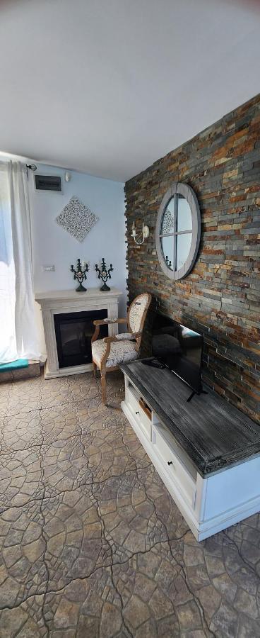 Morii Lake Pool Villa Bukareszt Zewnętrze zdjęcie