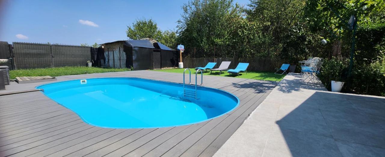 Morii Lake Pool Villa Bukareszt Zewnętrze zdjęcie